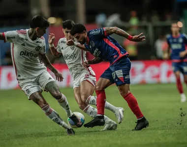 Bahia e Flamengo na partida de ida