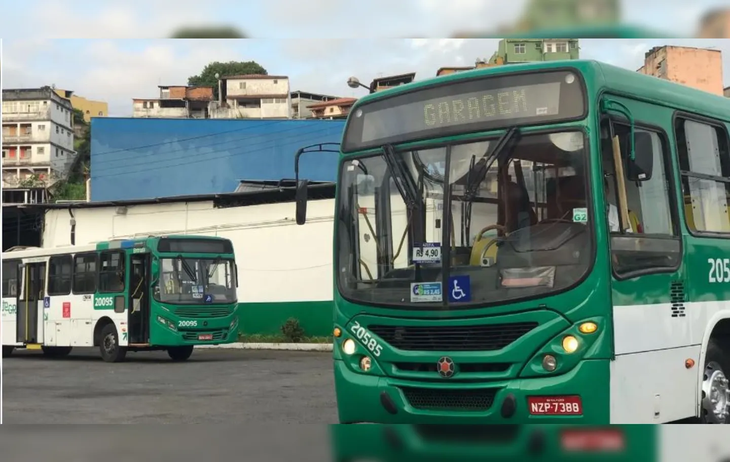 Ônibus param de circular em Águas Claras, em Salvador, até segunda ordem