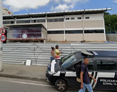 Suspeitos foram levados para a Central de Flagrantes