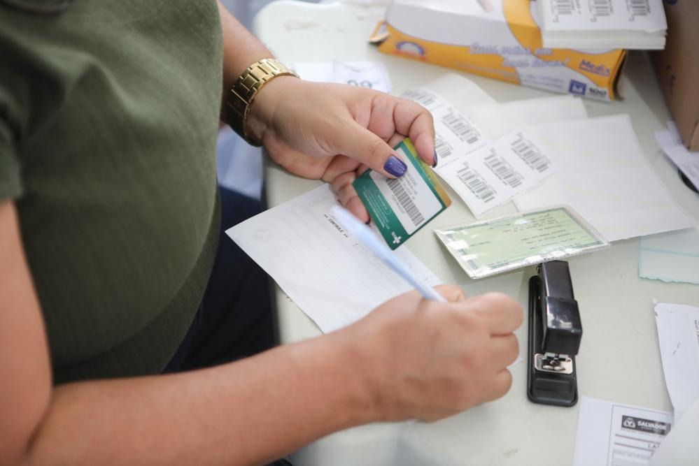 Serviço pode ser feito de segunda à sexta, exceto feriados, das 8h às 17h