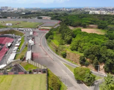 Duplicação da Rua Artêmio Valente será entregue nesta terça-feira