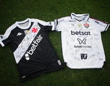 Camisas do Vasco e Vitória