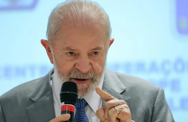 Imagem ilustrativa da imagem Lula cita fortes indícios de crime em queimadas e defende investigação