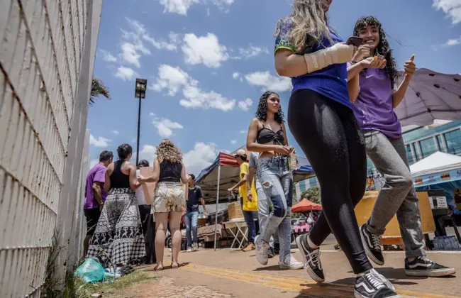 Imagem ilustrativa da imagem Alunos da rede estadual baiana devem renovar matrícula em novembro