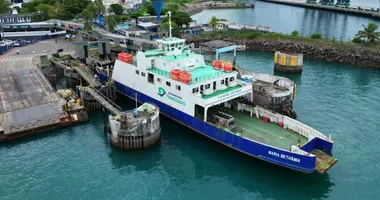 Imagem ilustrativa da imagem Ferry-Boat amplia horários para atender alta demanda no Natal e Réveillon; veja