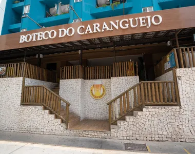 Bar e restaurante Boteco do Caranguejo, no bairro da Barra