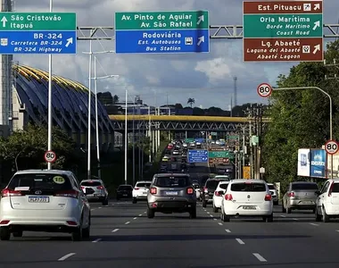 O acidente ocorreu na Avenida Paralela