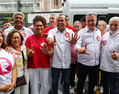 Ministro Rui Costa, senador Jaques Wagner e deputados também estavam presentes