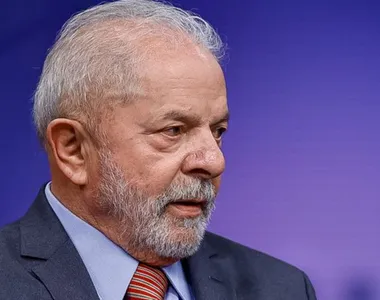 Lula sofreu acidente que lhe rendeu cinco pontos na região da nuca