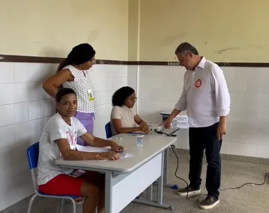 Ministro votou no Colégio Estadual Duque de Caixias