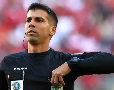 Bruno Arleu de Araújo, árbitro de Vitória x Corinthians