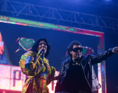 Calcinha Preta no palco da Fenagro