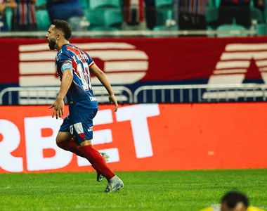 Éverton Ribeiro desfalca o Bahia contra o Flamengo