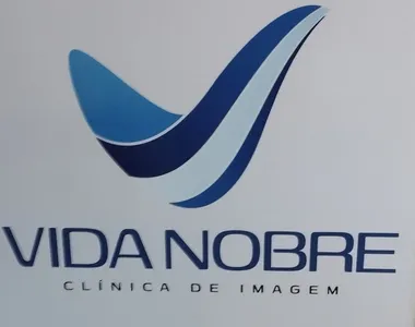 Clínica deixa pacientes de cabelo em pé