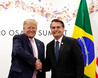 Bolsonaro está apoiando Donald Trump