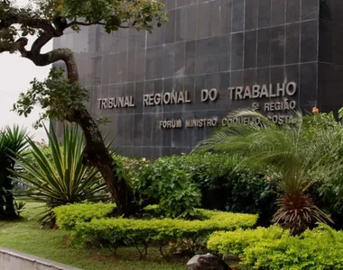 TRT-BA decidiu por conceder licença-matetnidade para as duas mães