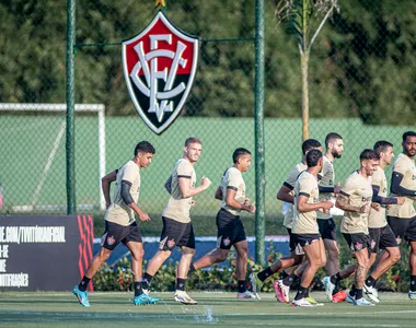 Jogadores do Vitória em treino no CT Manoel Pontes Tanajura