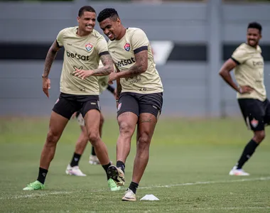 Vitória encerra preparação no CT do Vasco da Gama, no Rio de Janeiro