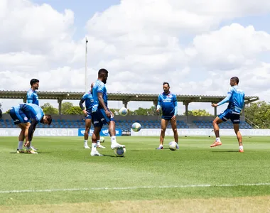 Bahia enfrenta o São Paulo, nesta terça