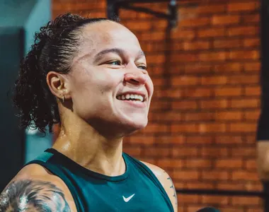 Bia Ferreira se prepara para enfrentar a francesa Licia Boudersa