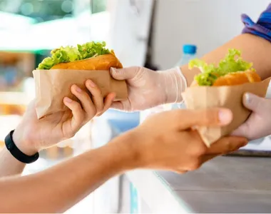 Festas de verão dominam Salvador e atraem uma multidão