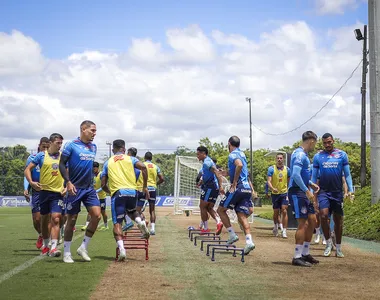 Treino do tricolor comandado por Rogério Ceni