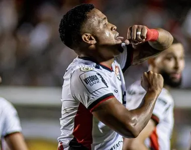 Alerrandro é um dos artilheiros do Campeonato Brasileiro até o momento, com 14 gols