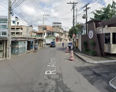 Dois homicídios foram registrados no bairro entre domingo e segunda