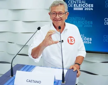 Caetano participou de debate da TV Bahia