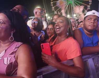 Povo foi a loucura com show de Raça Negra