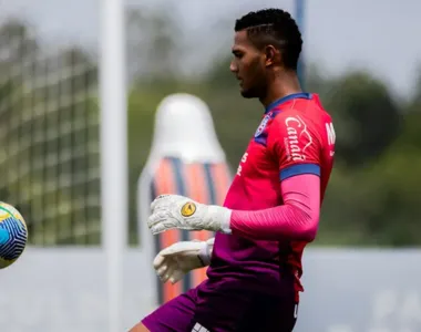 Já não era novidade: goleiro Adriel não fica no Bahia