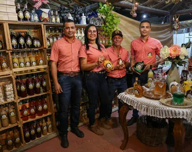 Edna Resch e família apresentam sabores únicos de licor na Fenagro