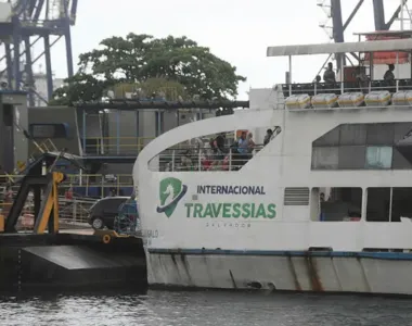 Novos ferries virão da Grécia