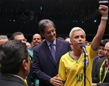 Cristiane Brasil é filha de Roberto Jefferson