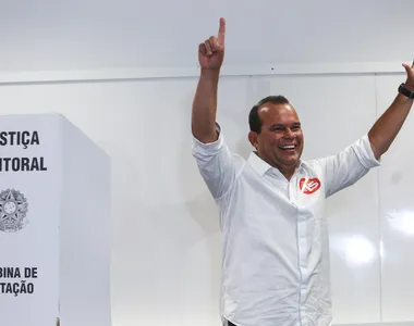 Para candidato, "tudo pode acontecer" até às 17h, horário de encerramento da votação