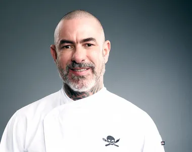 Chef e empresário Henrique Fogaça