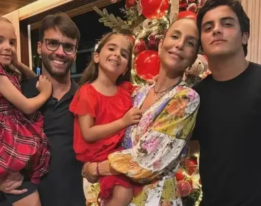 Ivete Sangalo e família