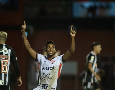 Willian Oliveira marcou dois gols contra o Atlético-MG