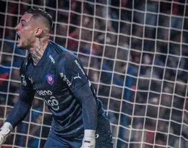 Jean, goleiro do Cerro Porteño e cria da base do Bahia