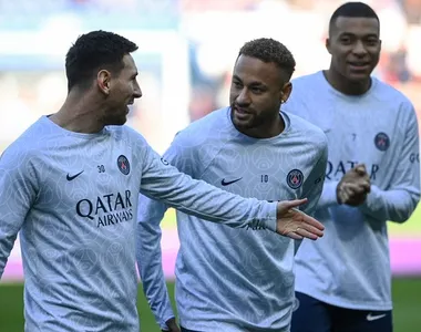 Messi, Neymar e Mbappé juntos pelo PSG