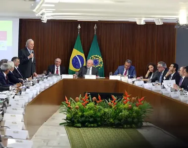 Reunião com governadores aconteceu nesta quinta (31), em Brasília