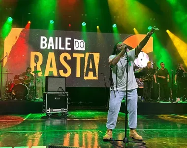 O cantor e compositor baiano Jeremias Gomes levou o Baile do Rasta para a Concha Acústica do Teatro Castro Alves (TCA)