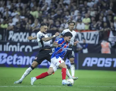 Duelo entre Bahia e Corinthians