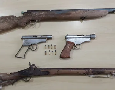 Armas de fabricação caseira apreendidas pela PM