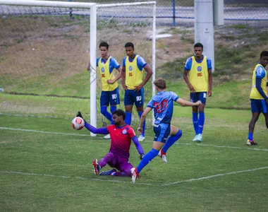 Treino do sub-17 do Bahia em preparação para a Copinha 2025