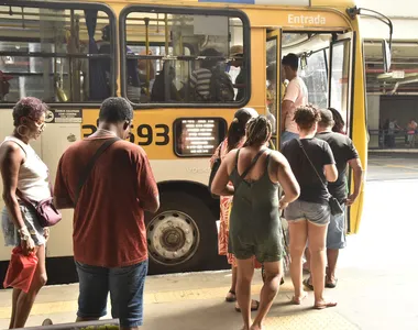 O Portal MASSA! ouviu usuários de transporte público nas ruas da capital baiana