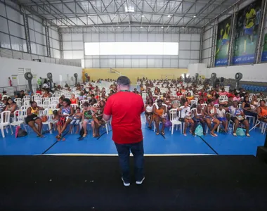 Participantes foram divididos em dois turnos