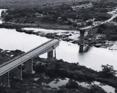 A ponte já apresentava sinais de deterioração