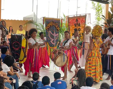 Projeto é conduzido pelo Grupo de Arte Popular A Pombagem e o Instituto Diamantes