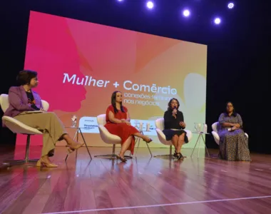 Lançamento do livro da autora Patrícia Valim no Mulher  + Comércio